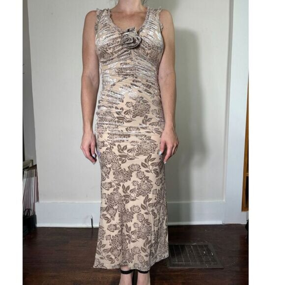 Stunning Here Comes the Sun Velvet Beige Midi Dress Size XS NWT - Picture 3 of 8